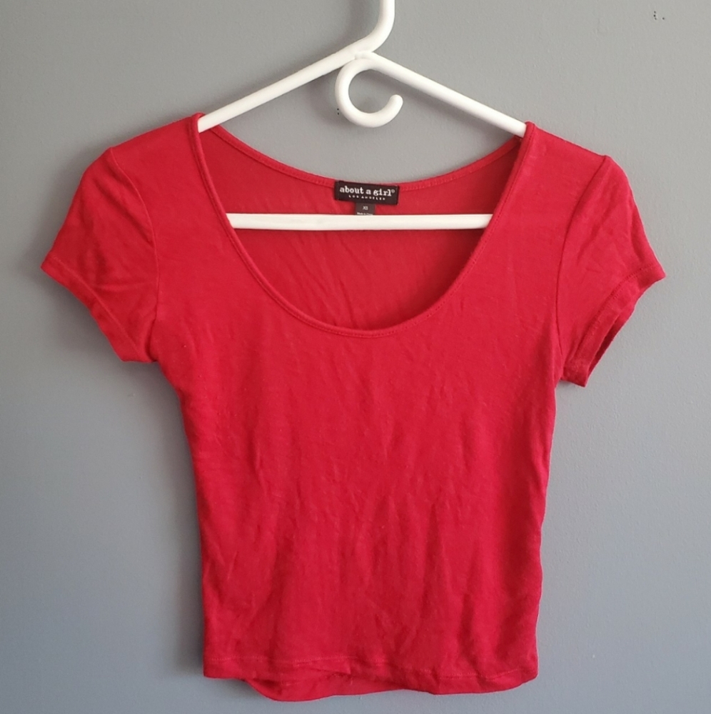 Red Crop Top Tshirt - Picture 3 of 4